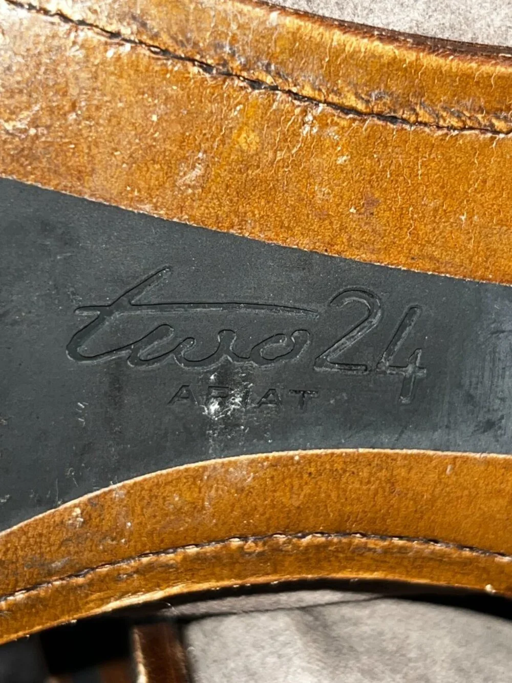 Ariat two 24